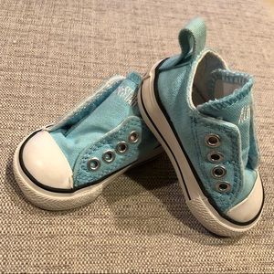 Converse all star low top size 2 infant